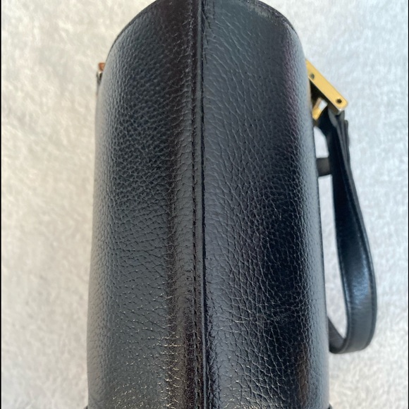 🌸SOLD🌸AUTHENTIC VINTAGE MCM MINI BLACK LEATHER HANDBAG - Picture 4 of 16
